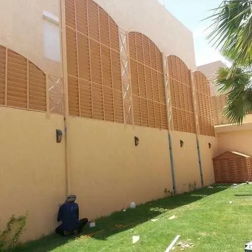 تركيب سواتر جدة حسب مساحة الموقع واحتياج الخصوصية